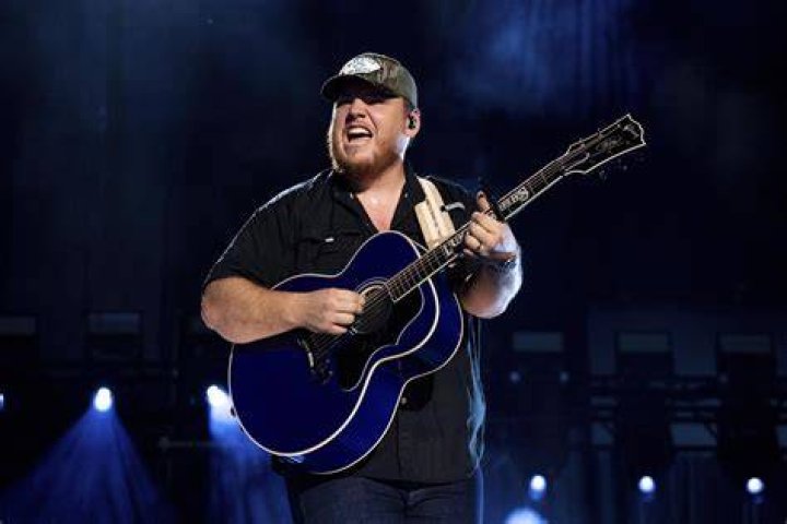 Luke Combs 'Gettin' Old' ABC Country