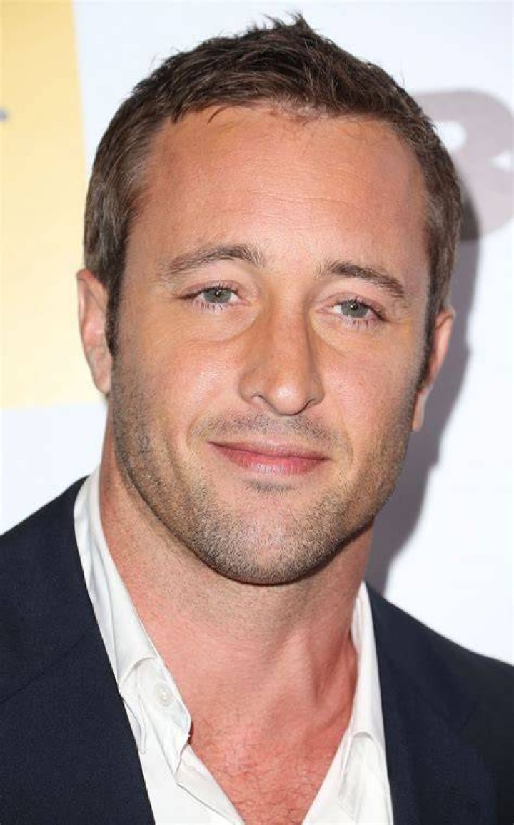 Uncover The Cinematic Legacy Of Alex O'Loughlin: Explore His Notable Movies And TV Appearances